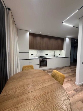 Оренда 1 кімнатної квартири в центральній частині міста - фото 1