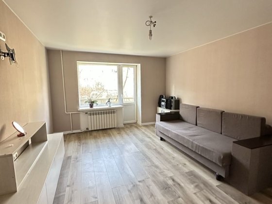 Оренда 2-кім. квартири по вул. Льонокомбінатівська Ровно