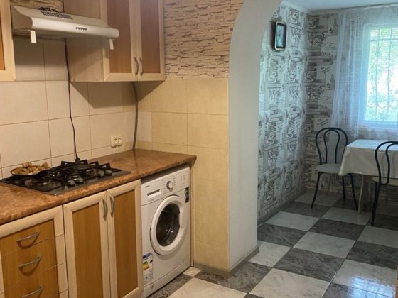 Сдам квартиру на ХБК Херсон