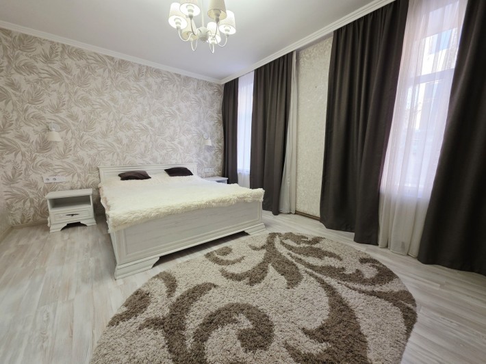 2 кімнатна квартира з євроремонтом біля парку Шевченка - фото 1