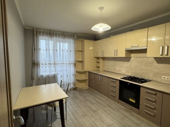 Алмазний новий будинок Полтава