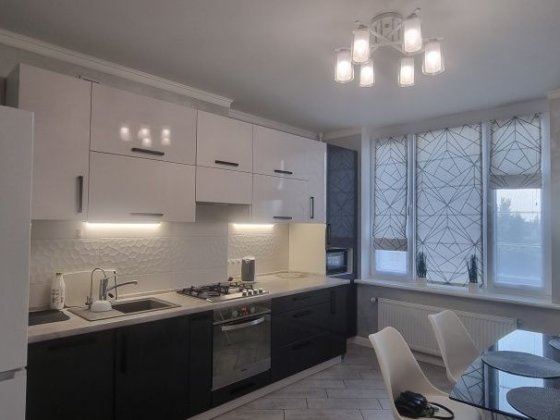 Сучасна квартира в Херсоні . Новобуд . Закрита територія . Херсон