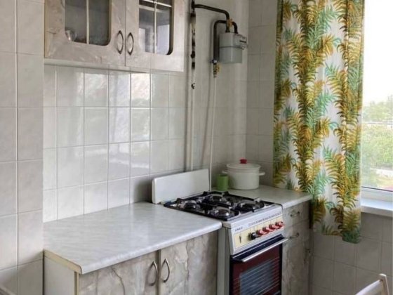 Алмазний кімнати окремі вільна 1 квітня Полтава