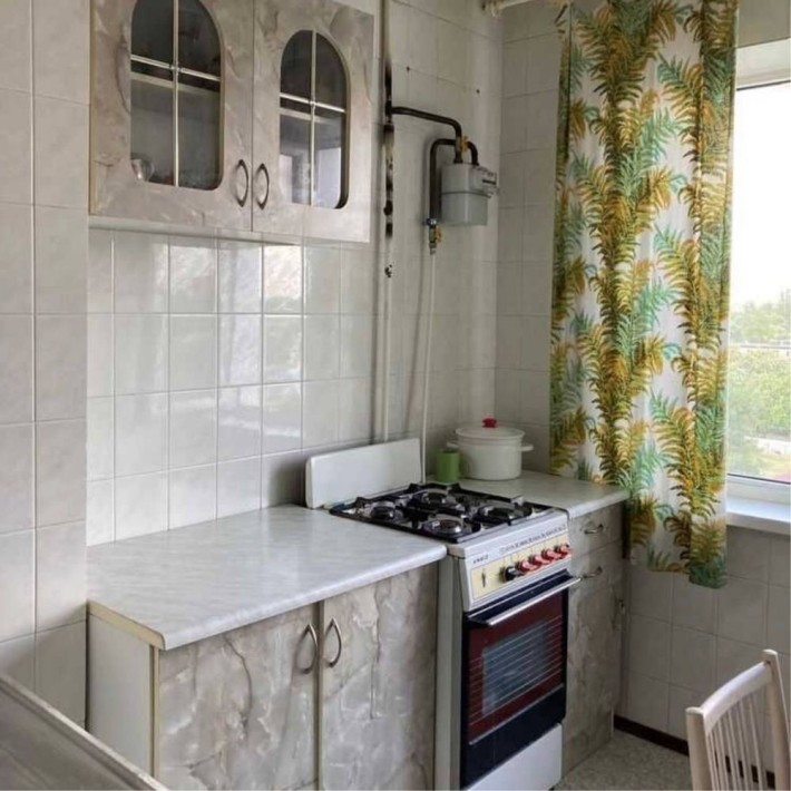 Алмазний кімнати окремі вільна 1 квітня - фото 1