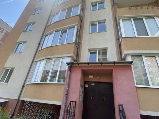 Оренда 1-0 кімнатна в новобудові! Ровно