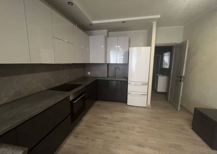 Оренда 1 км.квартири в ЦЕНТРІ - фото 1