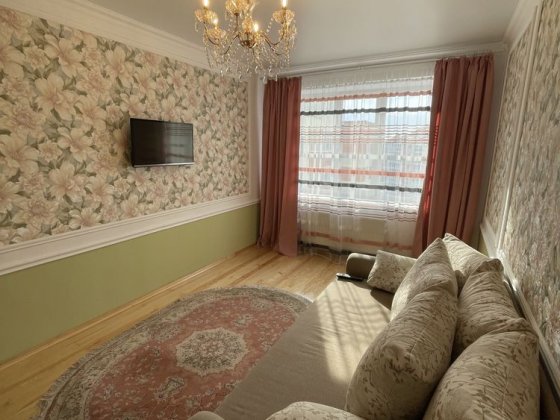 2-к Левада, Свободная Полтава