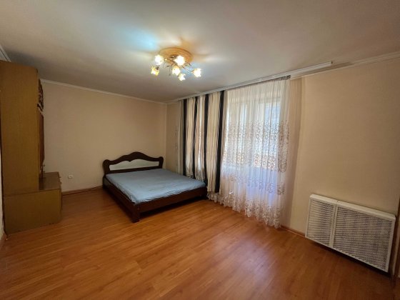 Оренда 1-кімн. квартири на бульварі Чернівці