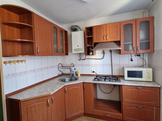 Оренда 1-к. хр. вул. Небесної сотні (Формаркет) Черновцы