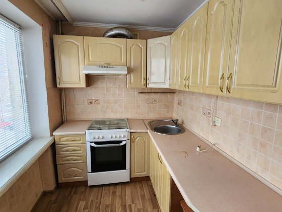 Оренда 2 кімнатна вул.  Полєтаєва Черновцы