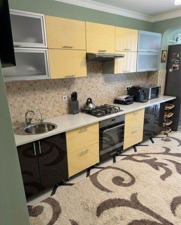 Оренда 1к НОВОБУДОВИ, РУСЬКА (меблі МАЙЯ), МЕБЛІ та ТЕХНІКА, є балкон! - фото 1