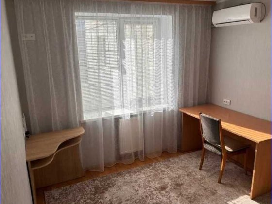 Здається 1 кімнатна квартира 2 поверх Гер.Дніпра Черкассы