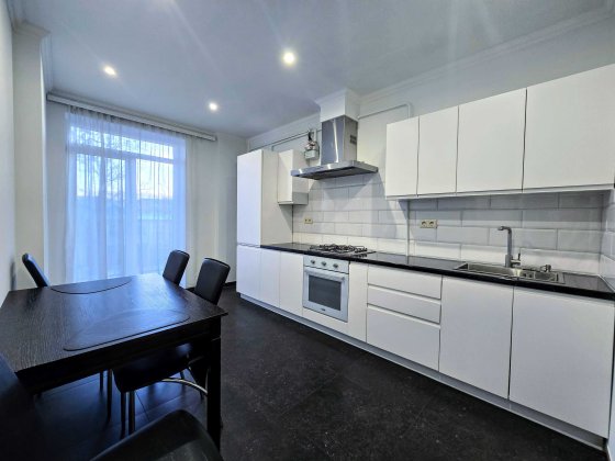 Здається 2-Х кімнатна "НОВОБУДОВА" в ПАРКОВІЙ зоні на вул.КОПЕРНИКА Чернівці