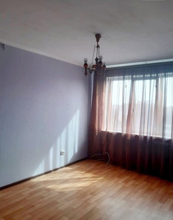 1 кім. квартира ПЗР, вул. Руставі. - фото 1