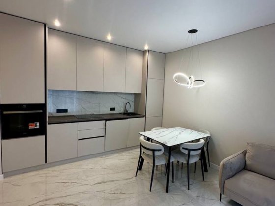 Оренда 1,5к квартири / ЖК Crystal Ужгород