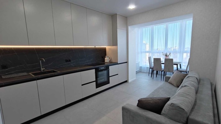 Оренда квартири в центрі Черкас, перша здача, євродвушка - фото 1