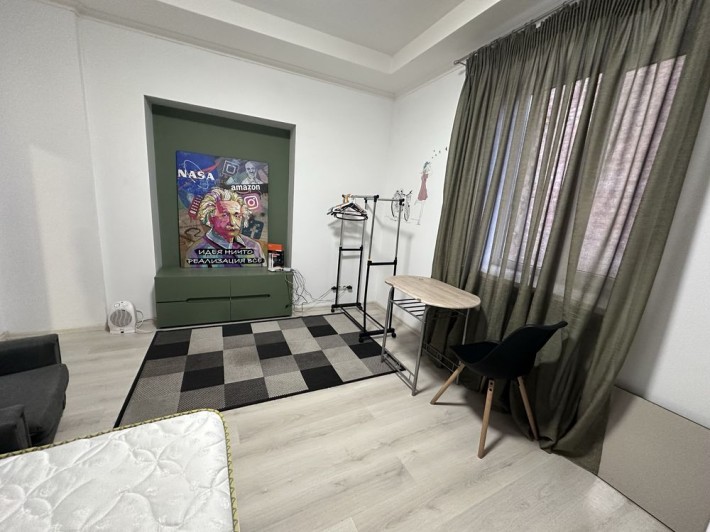 Здається дуже колоритна квартира в самому центрі Ужгорода - фото 1