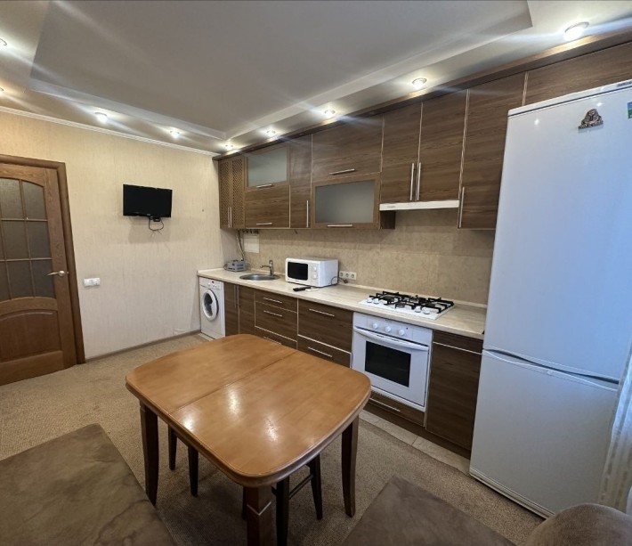 Сдам в аренду 2х комнатную квартиру в районе Массаны - фото 1