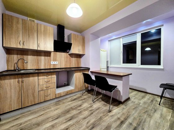 Здам 3-кімнатну ЧЕШКУ вул. Рози Ауслендер (Кочубея). Роздільні кімнати Чернівці