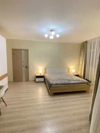 Довгострокова оренда 3х кімнатної квартири в Деснянському районі - фото 1