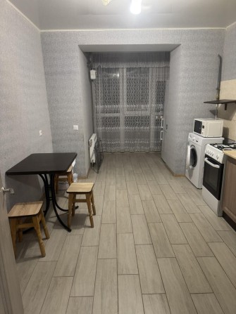 Автономка! Оренда однокімнатної квартири в новому будинку - фото 1