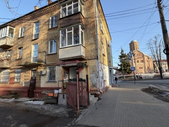 Оренда. Центр! Площа. 2-х кімнатна квартира Чернігів