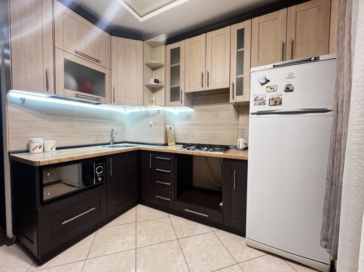 Оренда 1 кімн квартири.Центр.Меблі. Техніка. Командировочні - фото 1