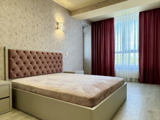 Власник. Лісова. Голівуд. 1 кімнатна кварт.  Новобудова. Євроремонт Чернигов