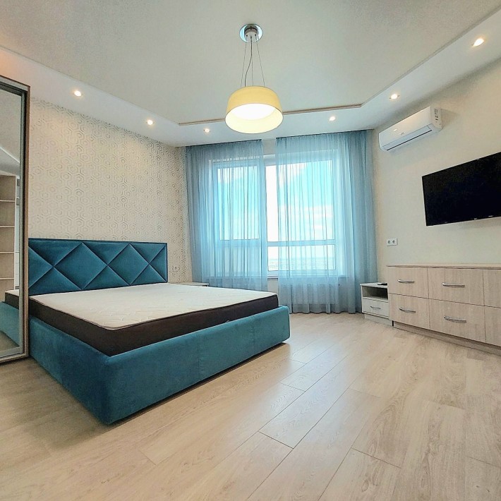 Євродвушка в ЖК Зарічний 1В від власника без % , в будинку є генератор - фото 1