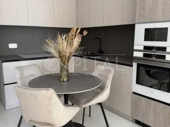 60м2 Тютюнника Щорса Коновальця Предславинська Центр Киев