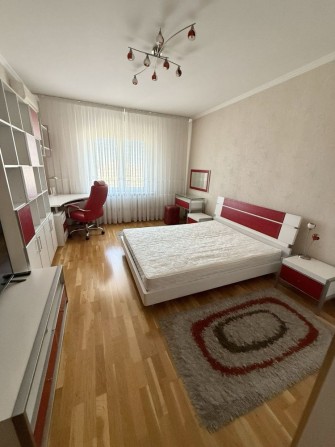 Оренда 2-к вул. Левка Лукʼяненка 15-Г, метро Мінська 7 хв! - фото 1