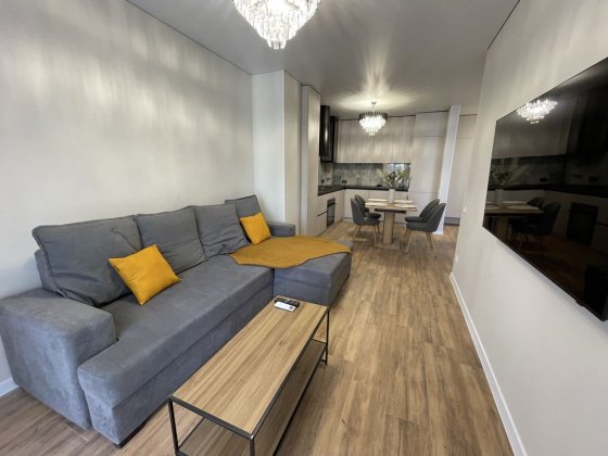 Оренда  1,5 кімнатної квартири в ЖК В4, перша здача Ужгород