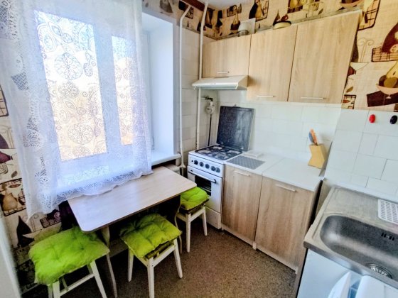 Здам 2 кімнатну квартиру метро Вокзальна Київ