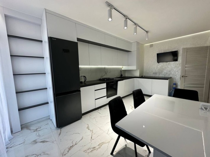 ОрендаШикарного ПЕНТХАУСА,ПАРКОВА ЗОНА!(5хв до ТЦ МАЙДАН)(уважно опис) - фото 1