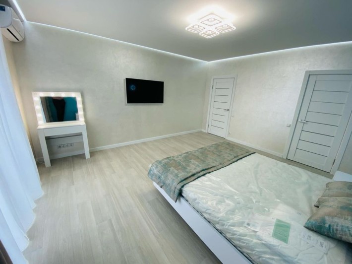 Класна 1 квартира ЖК Графський - фото 1