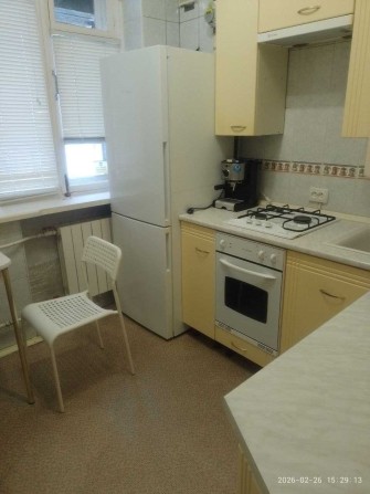 Двокімнатна Київ, пров.Бастіонний 11,  Ботсад, газова плита, колонка - фото 1