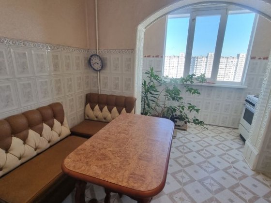 Здам 2-кім з ремонтом  на Троєщині  вул.  Радунська  Бальзака  Лиськів Київ