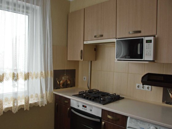 Оренда гарненької 1кімнатної квартири на Митниці