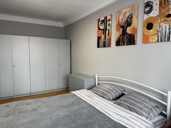 Після ремонту 2 кім Біля Метро КПІ Політех проспект Берестейський Київ