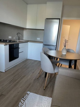 Оренда сучасної 1-кім квартири в новобудові Лісова біля ТРЦ Голівуд - фото 1