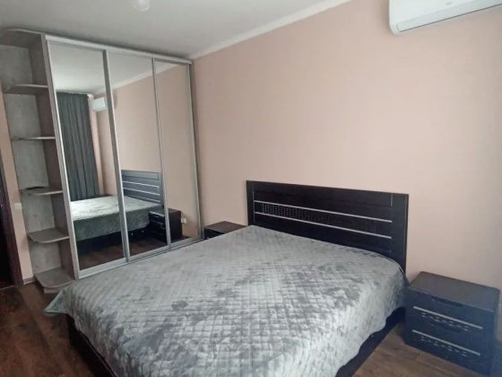 Оренда 3к Патріотика вул. Гмирі метро Позняки Осокорки Київ