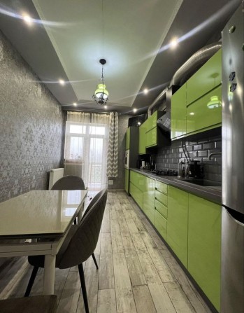 Здаєтьс в оренду 2-ох кімнатна квартира  вул.Тлехаса новий район - фото 1