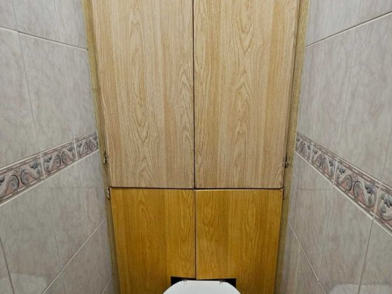 Оренда  2 кімн. кв. вул. Захарівська, 1, поруч Кирилівська м. Почайна Киев