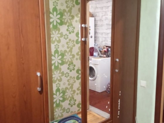 Здається окрема кім. Космонавтів. Вінниця