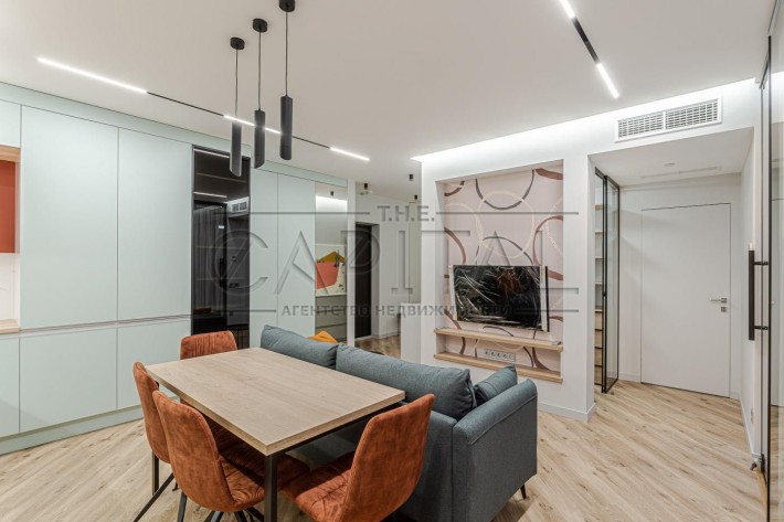 Аренда дизайнерской квартиры в ЖК бизнес класса Французский квартал 2 - фото 1