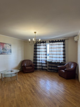 1- кімнатна квартира у центрі міста - фото 1