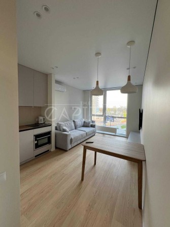 Квартира в центрі Печерська, вул. Коновальця, 32-Б - фото 1