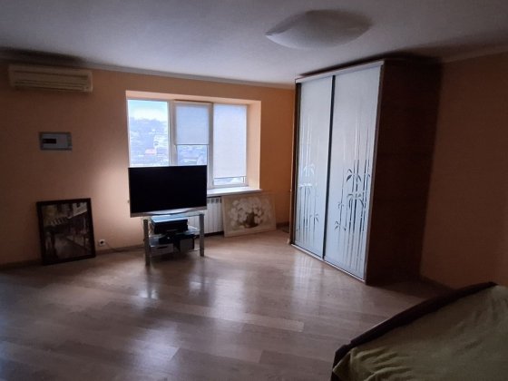 Сдам 1 комн студию жм Покровский Большая Диевская Красная линия Дніпро