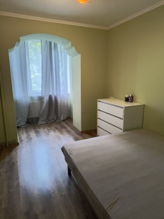 Сдам 3х комнатную квартиру ,улица Ивана Гонты - фото 1