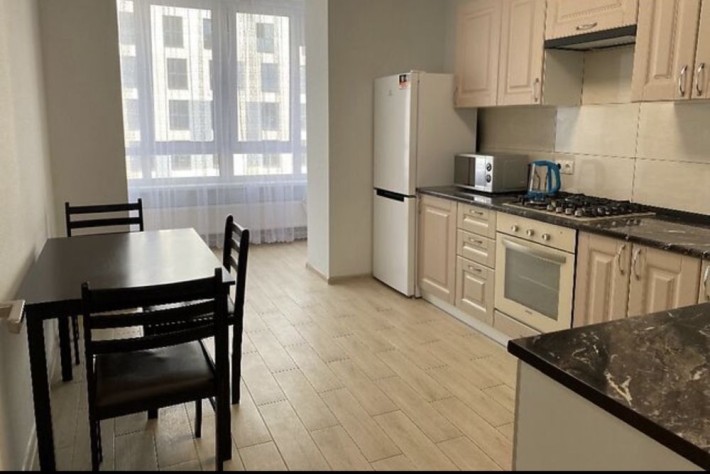 Оренда 2 кімн квартири на Поділлі - фото 1